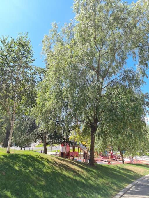 La Casita Verde. Metro Cerca Del Casco Viejo بلباو المظهر الخارجي الصورة