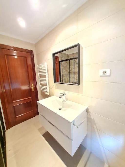La Casita Verde. Metro Cerca Del Casco Viejo بلباو المظهر الخارجي الصورة