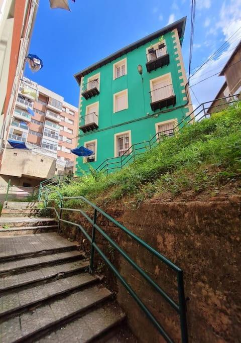 La Casita Verde. Metro Cerca Del Casco Viejo بلباو المظهر الخارجي الصورة