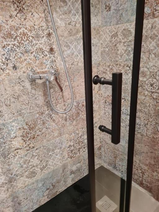 La Casita Verde. Metro Cerca Del Casco Viejo بلباو المظهر الخارجي الصورة